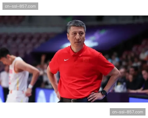 男篮启程日本世预赛，14人阵容实力引担忧