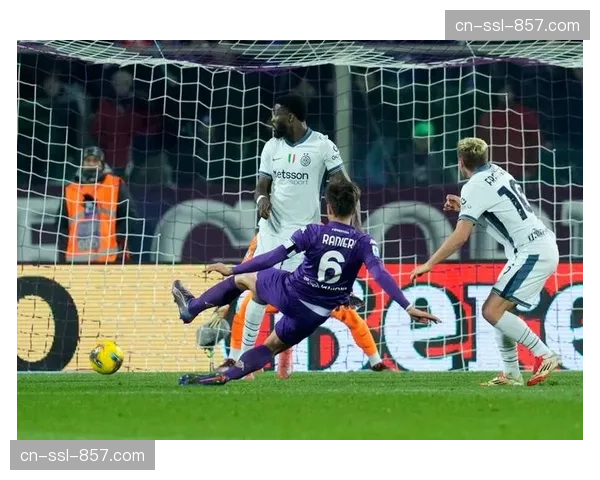 佛罗伦萨主场1-0小胜比萨，基恩打入制胜球助球队摆脱降级区